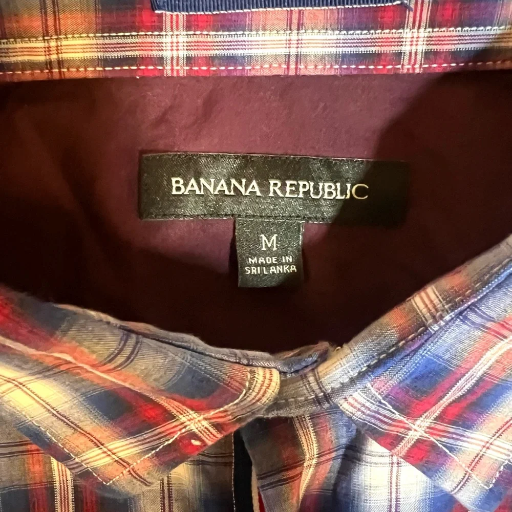 Banana Republic casual button
